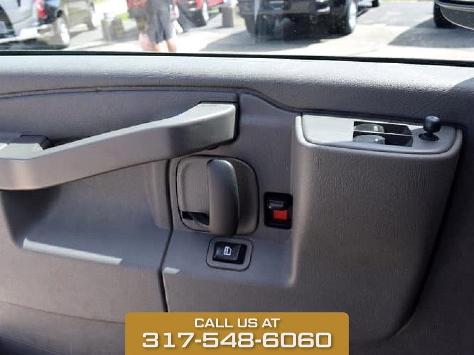 2023 Chevrolet Express Cargo Van photo 25