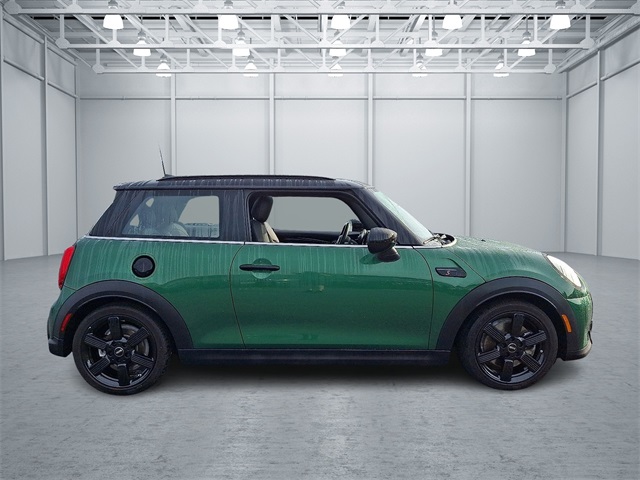 2022 Mini Cooper Hardtop S photo 2