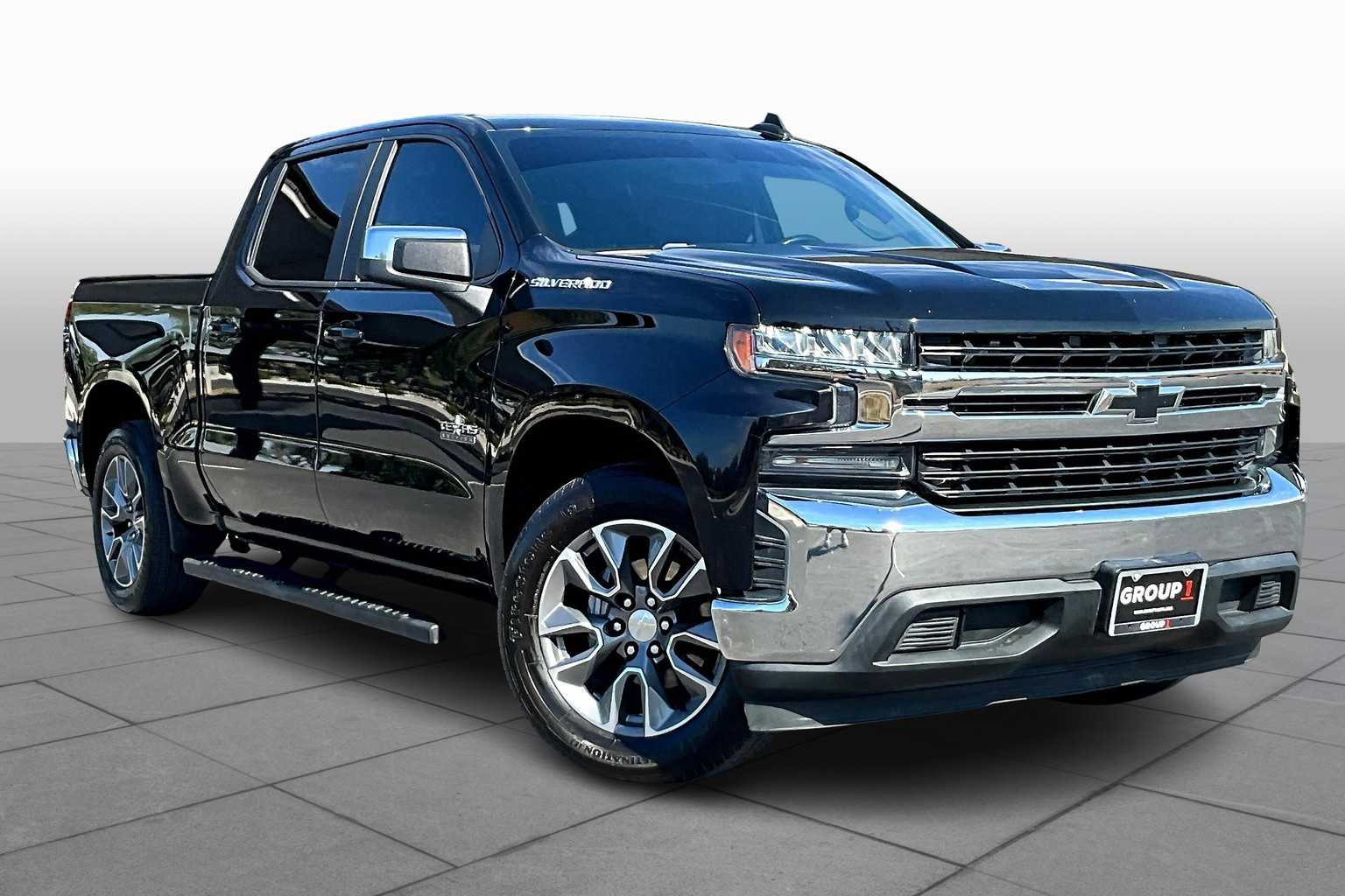 2019 Chevrolet Silverado 1500 LT photo 2