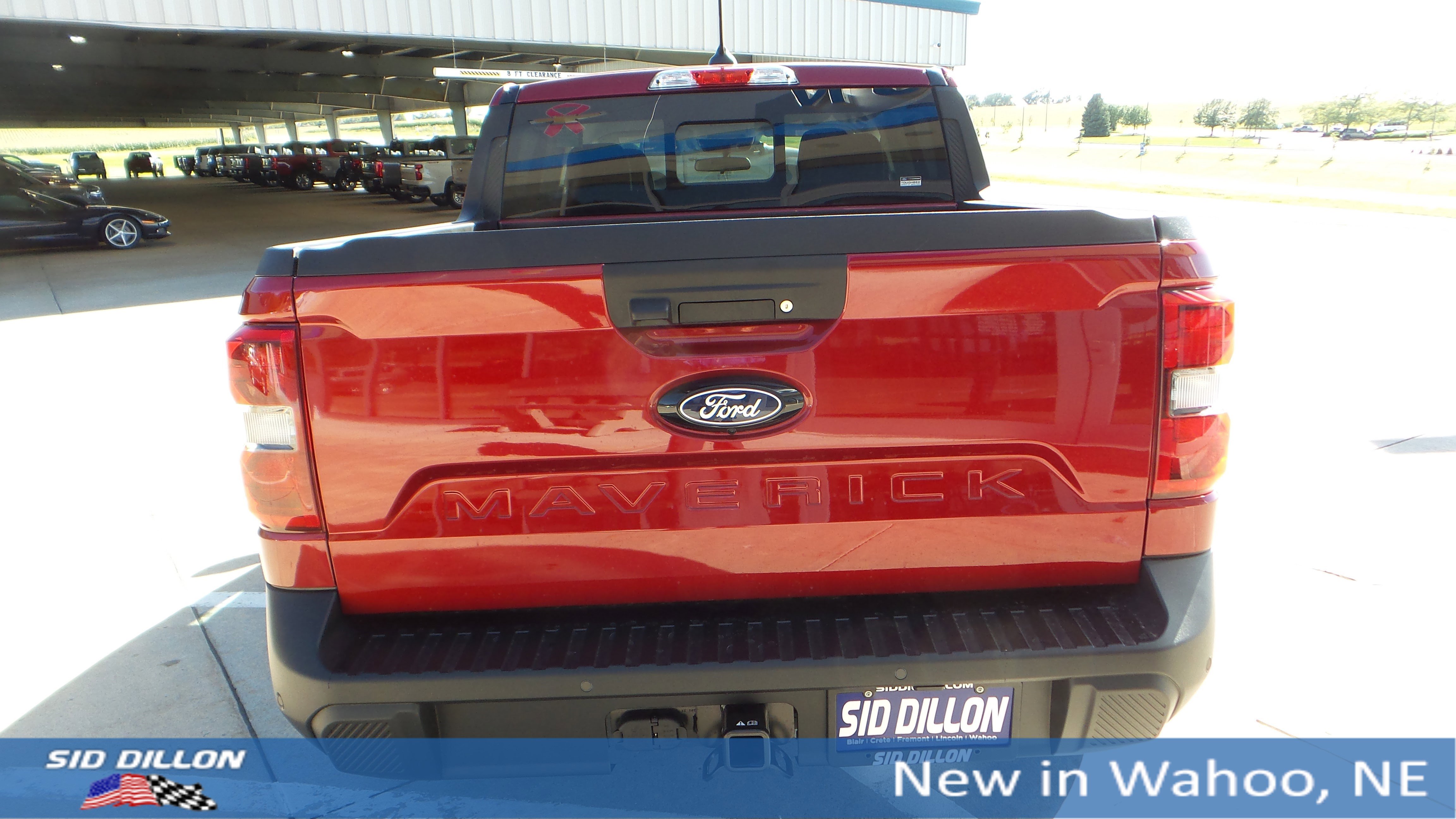 2025 Ford Maverick Lariat photo 3