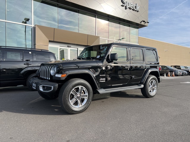 2021 Jeep Wrangler Unlimited Sahara photo 3