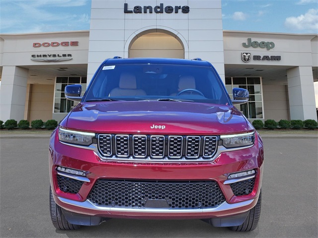 2025 Jeep Grand Cherokee Summit photo 2