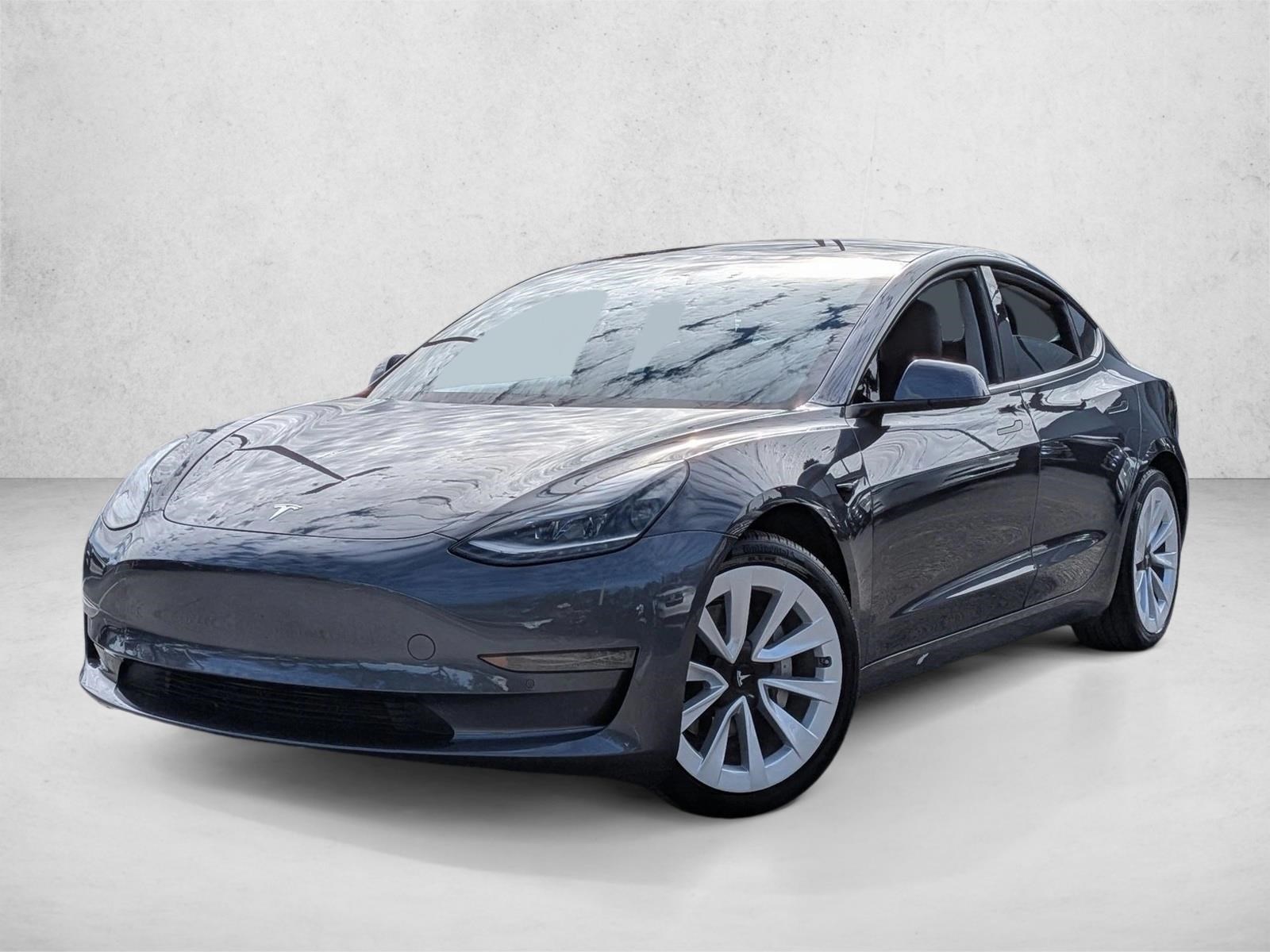 2021 Tesla Model 3 Base's photo