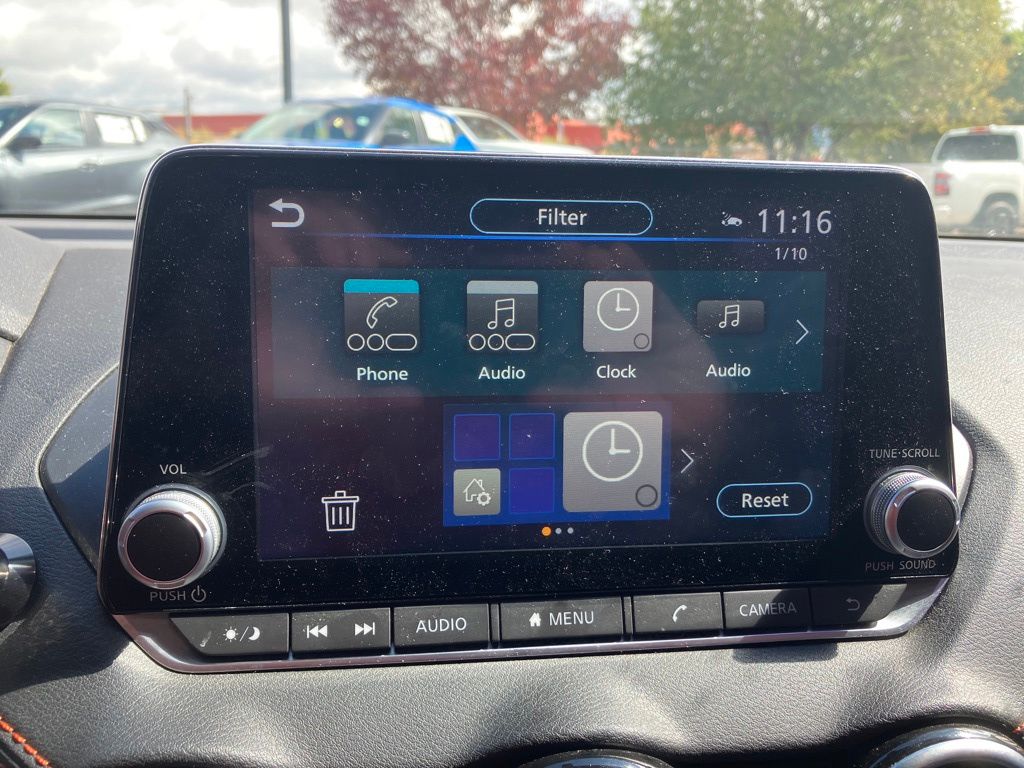 2022 Nissan Sentra SR photo 17