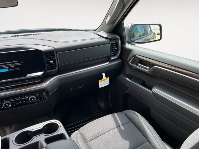 2026 Chevrolet Silverado 1500 LT photo 11
