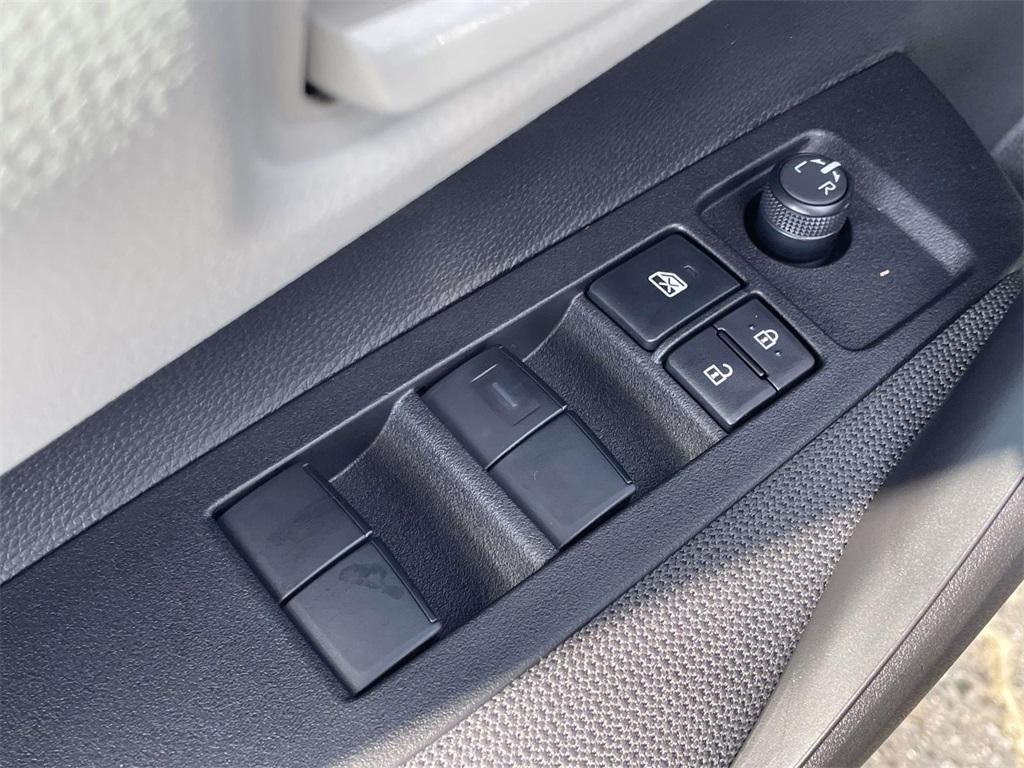 2026 Toyota Corolla LE photo 13