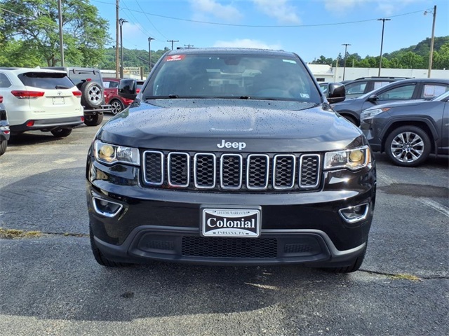 2022 Jeep Grand Cherokee Laredo photo 2