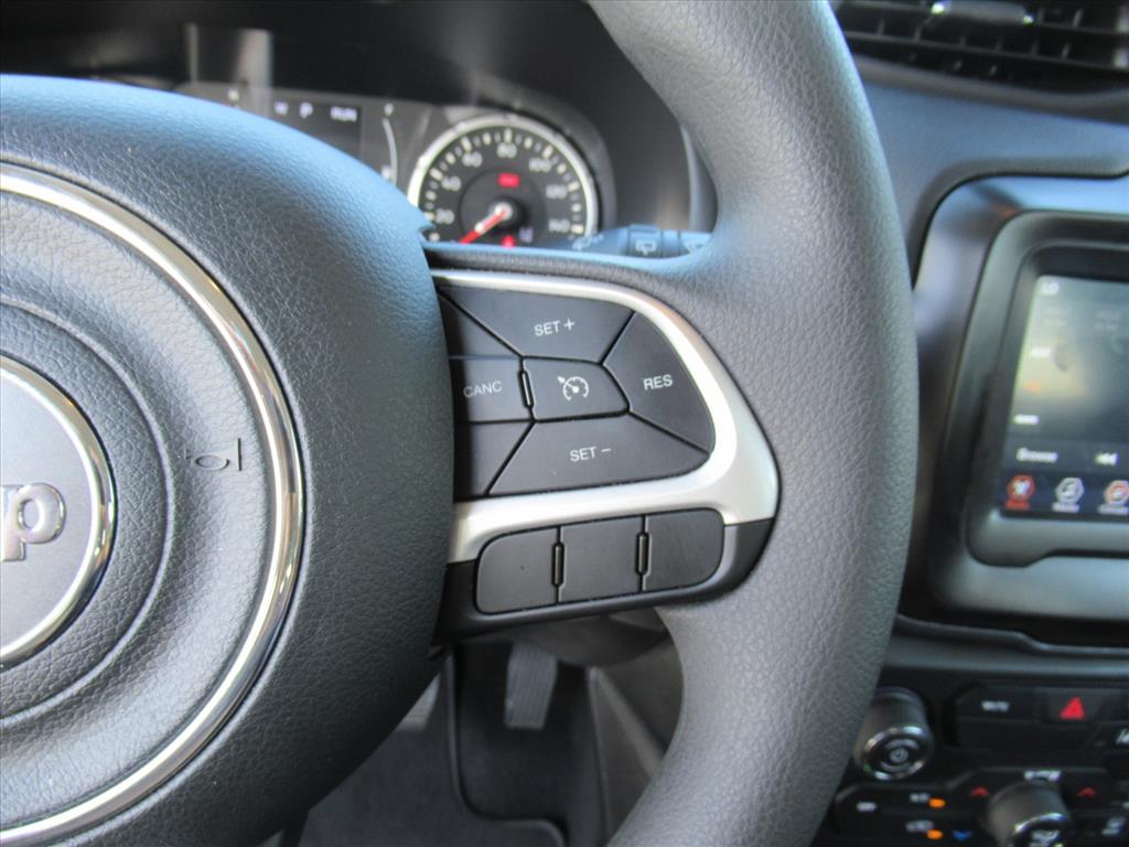 2021 Jeep Renegade Sport photo 18