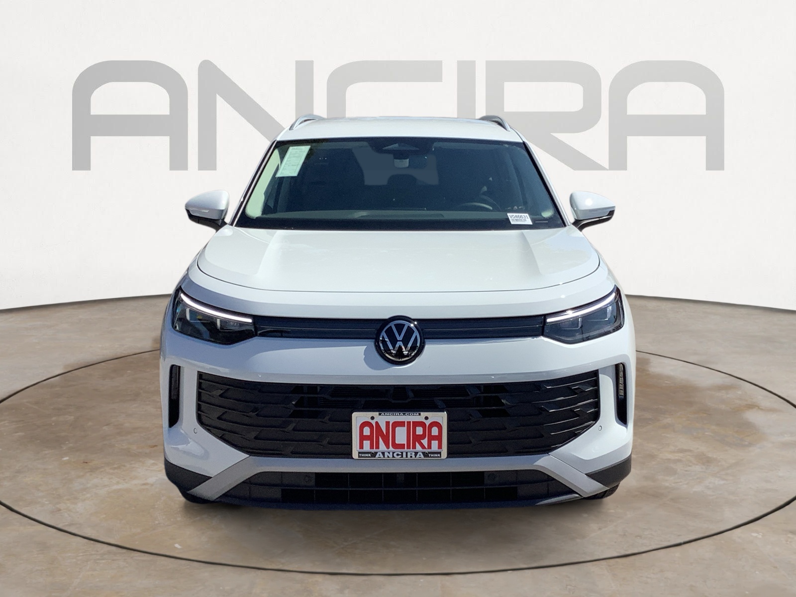 2025 Volkswagen Tiguan SE photo 2