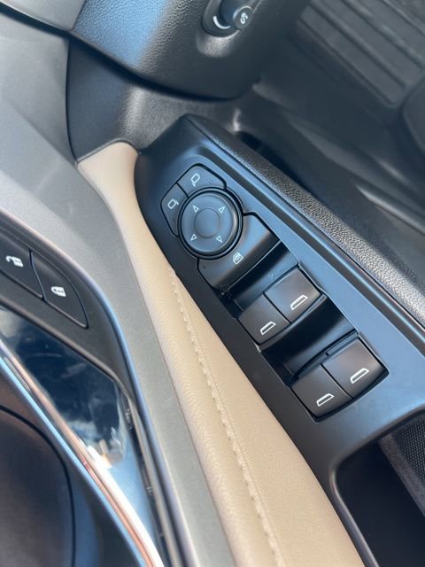 2022 Chevrolet Traverse LS photo 23