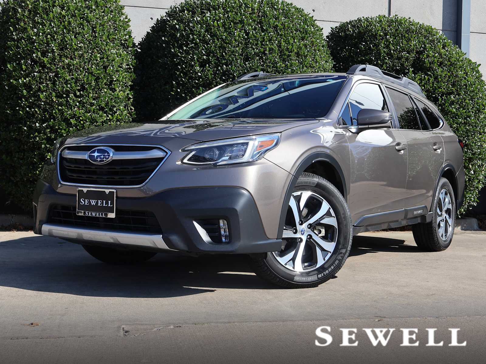 2021 Subaru Outback Limited's photo