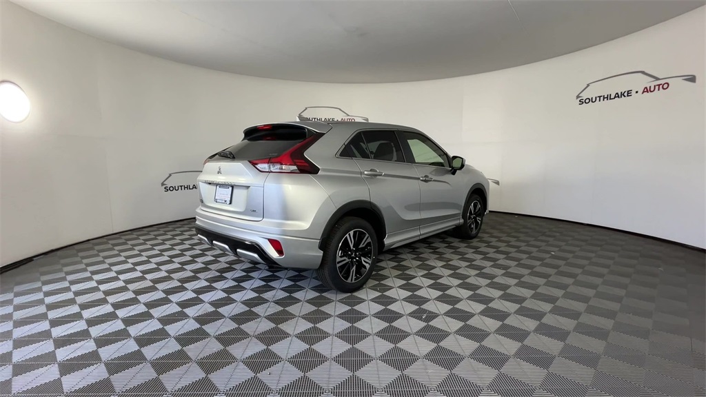 2025 Mitsubishi Eclipse Cross SE photo 8