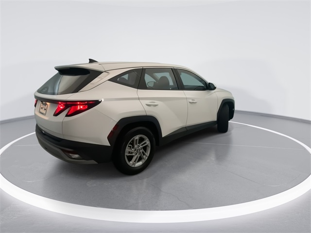 2025 Hyundai Tucson SE photo 4