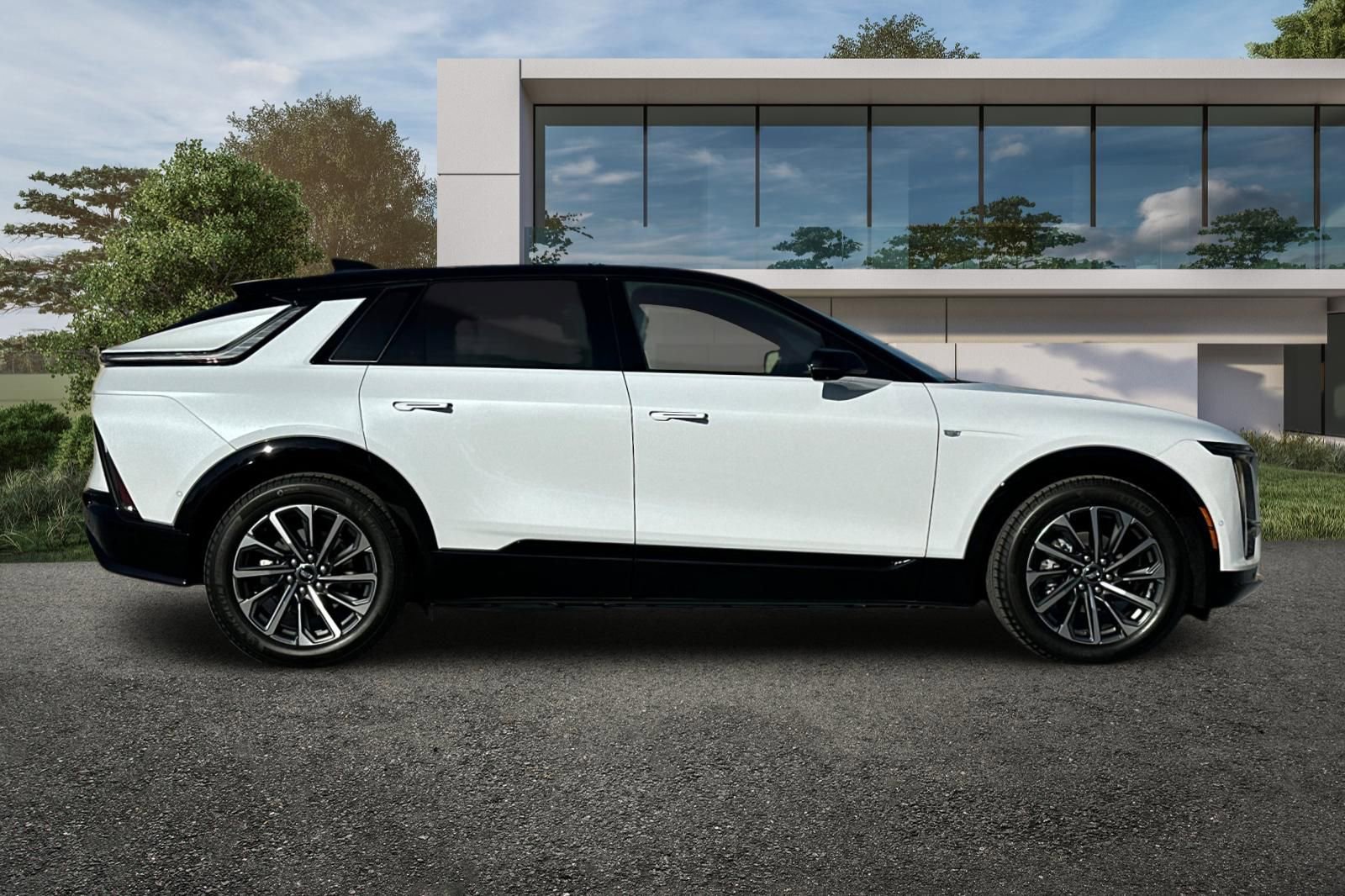 2026 Cadillac Lyriq Sport photo 2