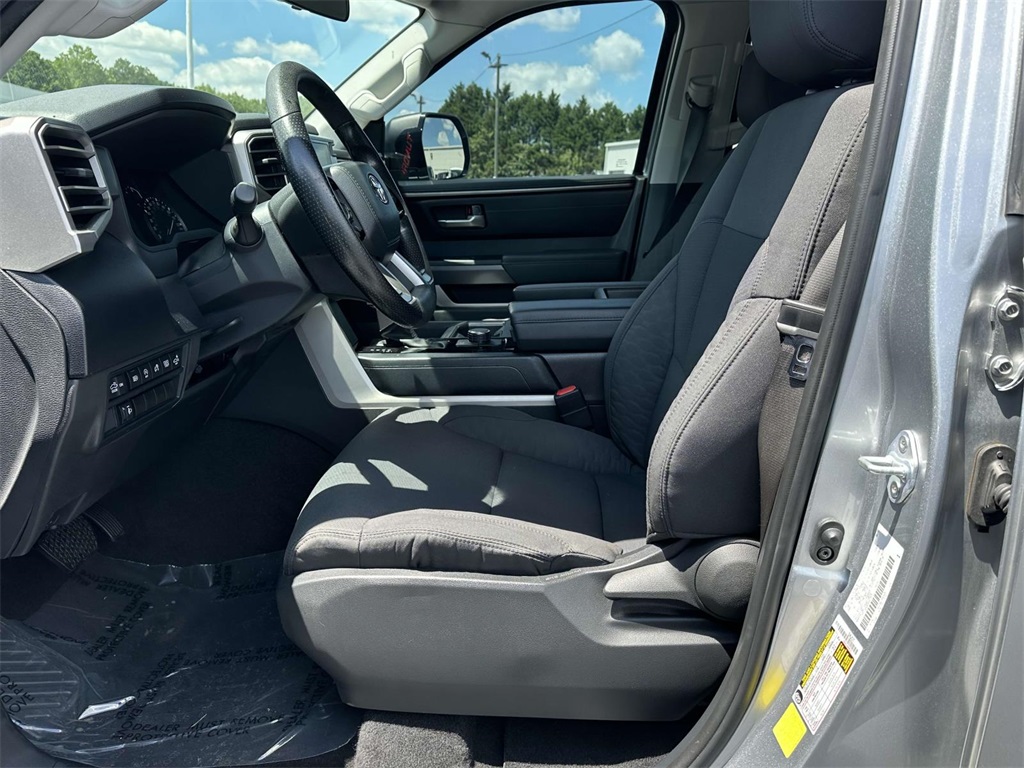 2022 Toyota Tundra SR5 photo 4