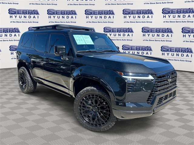2024 Lexus GX Luxury's photo