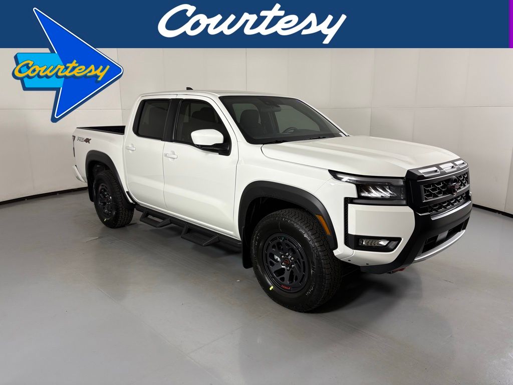 2026 Nissan Frontier PRO-4X's photo