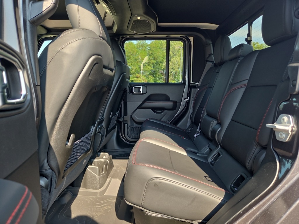 2025 Jeep Gladiator Rubicon photo 24