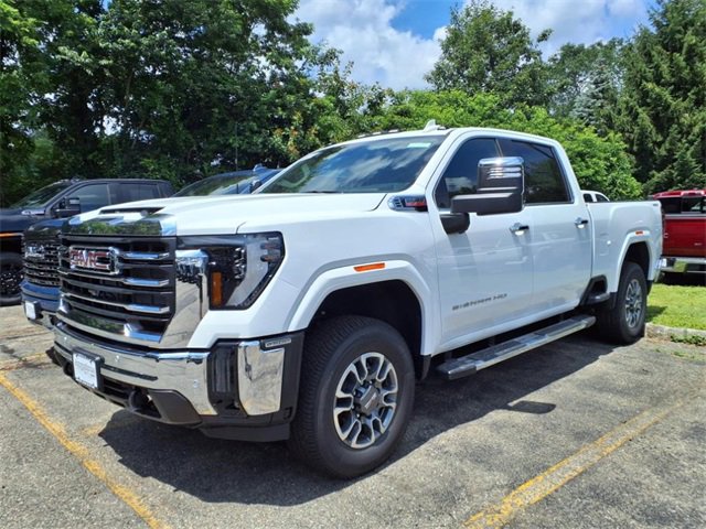 2025 Gmc Sierra 2500 HD SLT photo 3