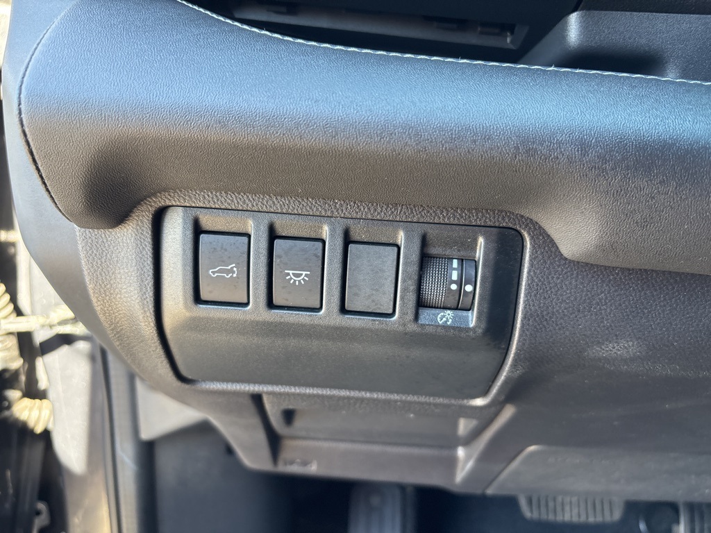 2023 Subaru Ascent Limited photo 24