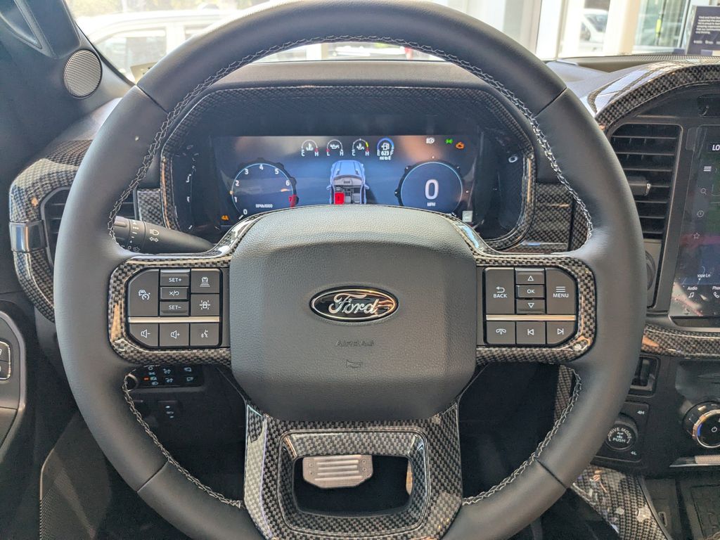 2025 Ford F-150 Lariat photo 16