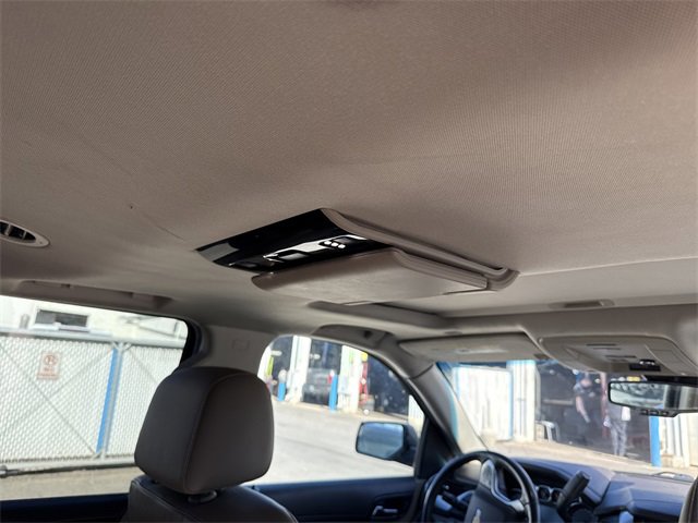 2018 Chevrolet Suburban LT photo 10