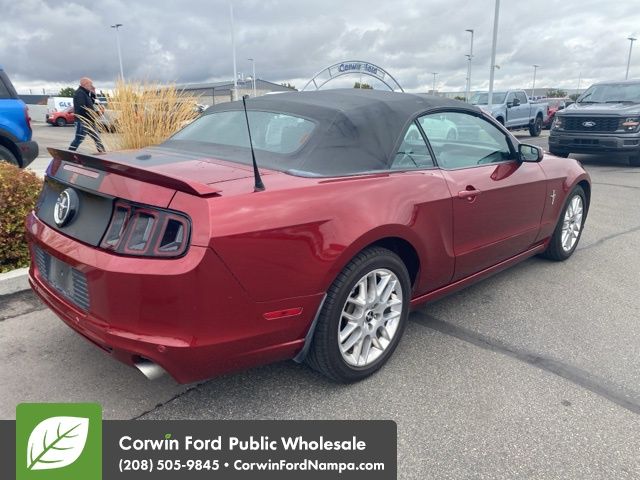 2014 Ford Mustang V6 Premium photo 7