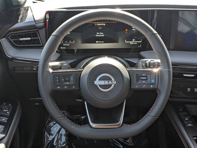 2025 Nissan Kicks SR photo 8