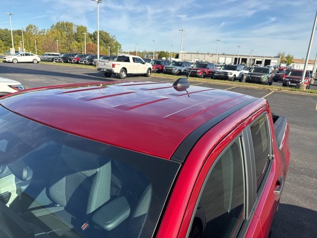 2025 Ford Maverick XLT photo 2