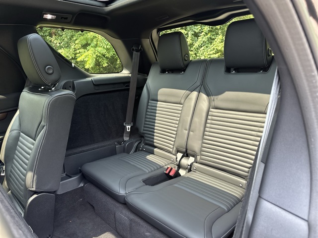 2024 Land Rover Discovery SE photo 19