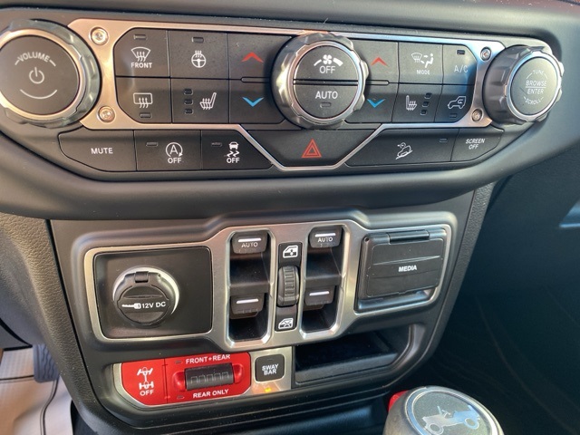 2018 Jeep Wrangler Unlimited Rubicon High Tide photo 25