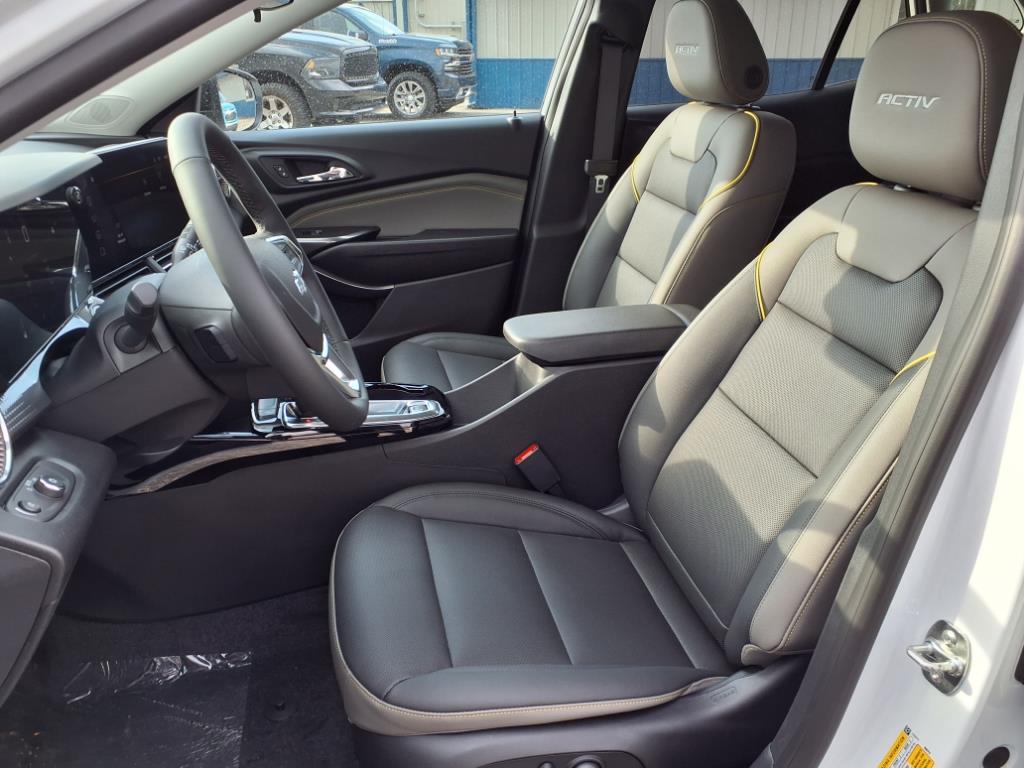 2025 Chevrolet Trax ACTIV photo 4