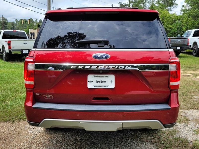 2021 Ford Expedition XLT photo 9