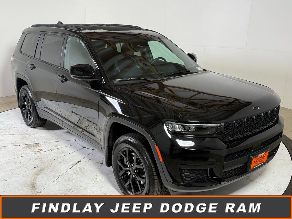 2025 Jeep Grand Cherokee L Altitude's photo