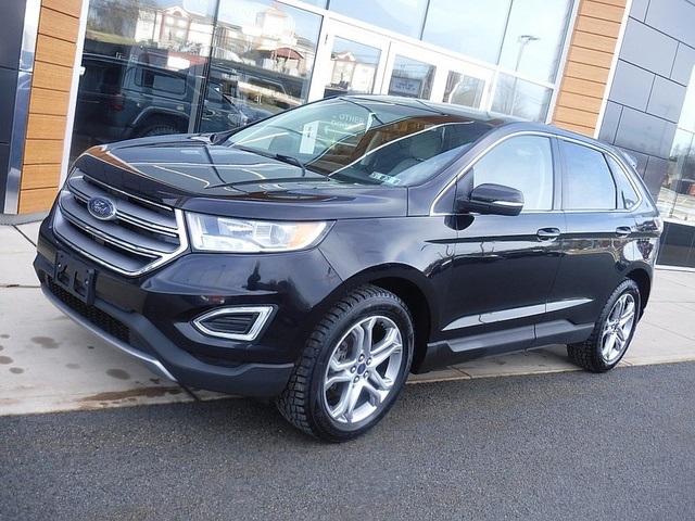 2017 Ford Edge Titanium's photo