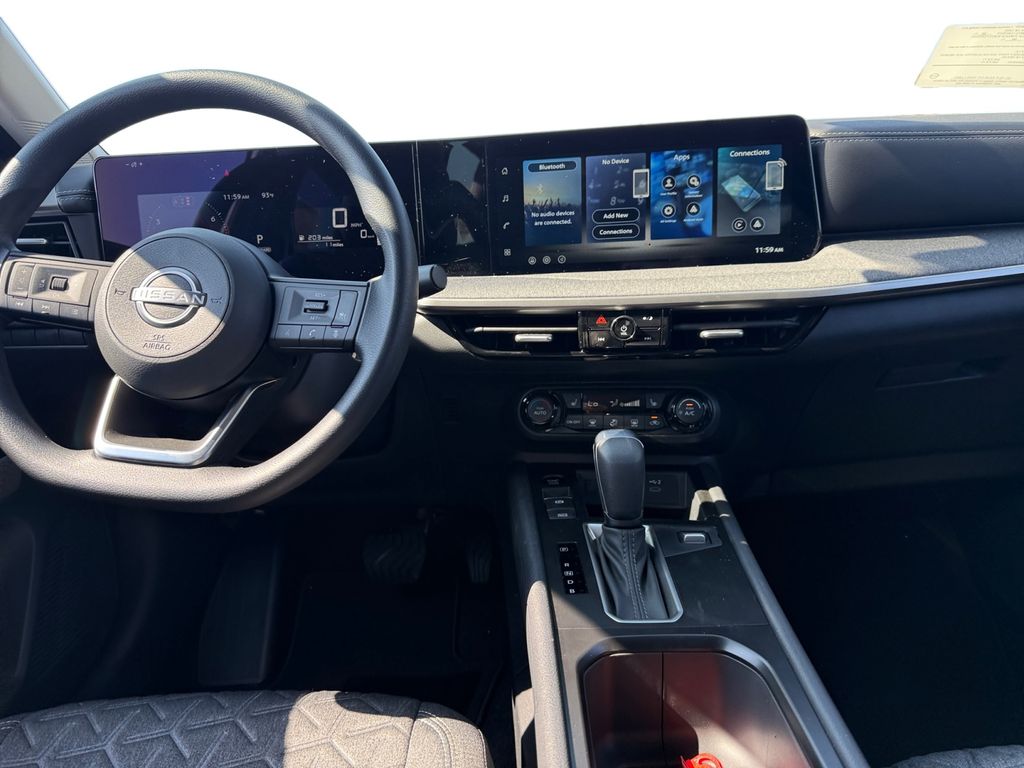 2026 Nissan Kicks SV photo 10