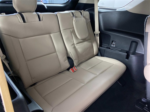 2021 Ford Explorer Limited photo 9