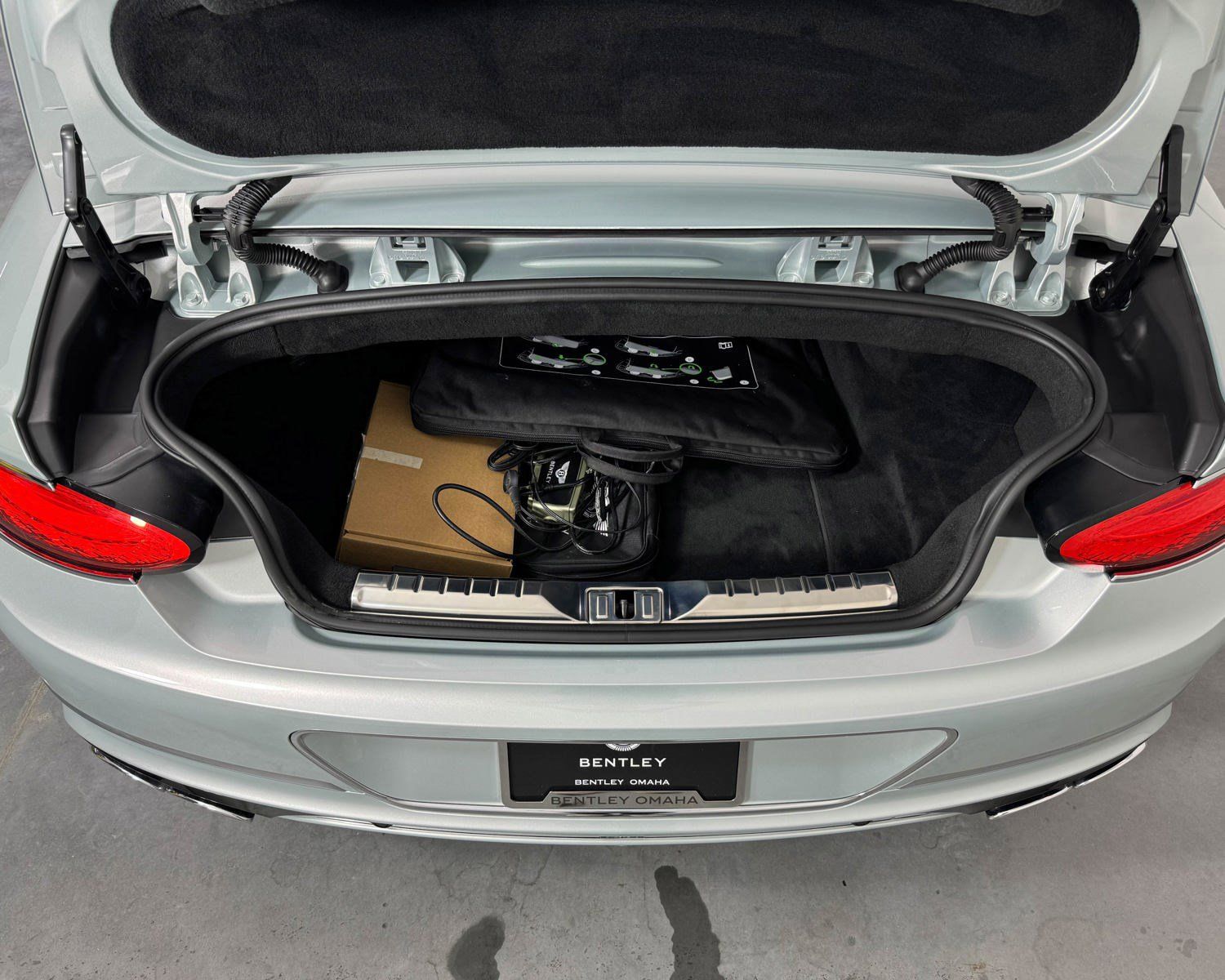 2024 Bentley Continental GT Azure photo 40