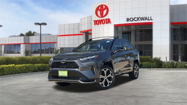 2025 Toyota RAV4 XSE's photo
