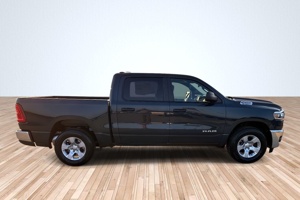2025 Ram 1500 Tradesman photo 4