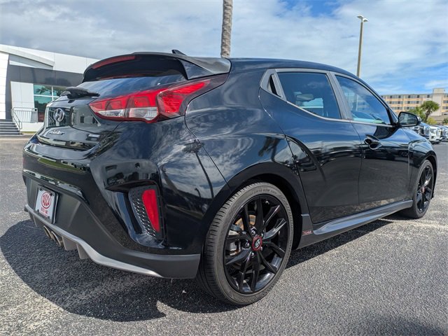 2019 Hyundai Veloster Turbo R-Spec photo 3