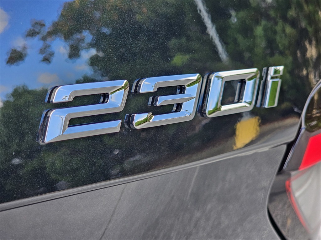 2025 Bmw 230i photo 11