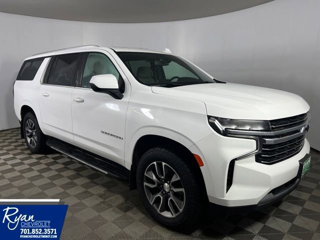 2021 Chevrolet Suburban LT's photo