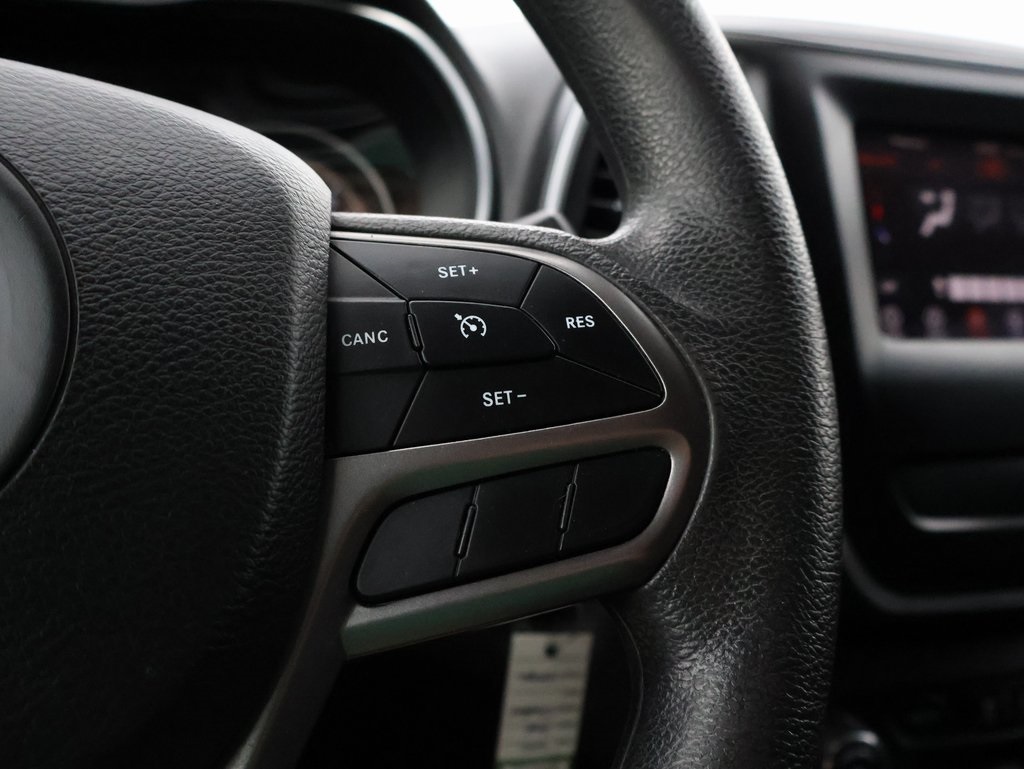2021 Jeep Cherokee Latitude photo 25