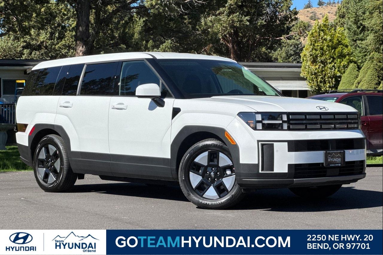 2026 Hyundai Santa Fe SE's photo