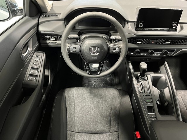 2025 Honda Accord SE photo 14