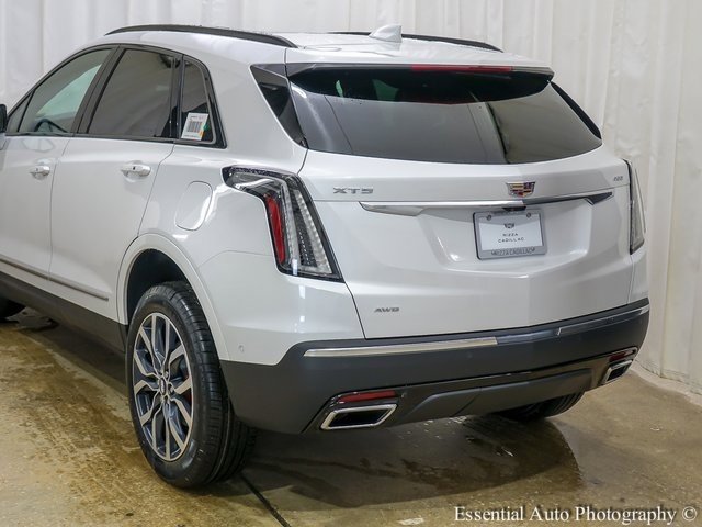 2025 Cadillac XT5 Sport photo 5