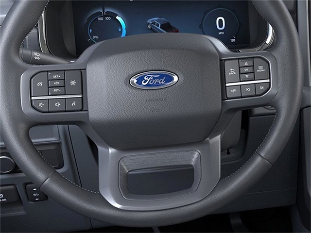 2025 Ford F-150 Lightning XLT photo 7
