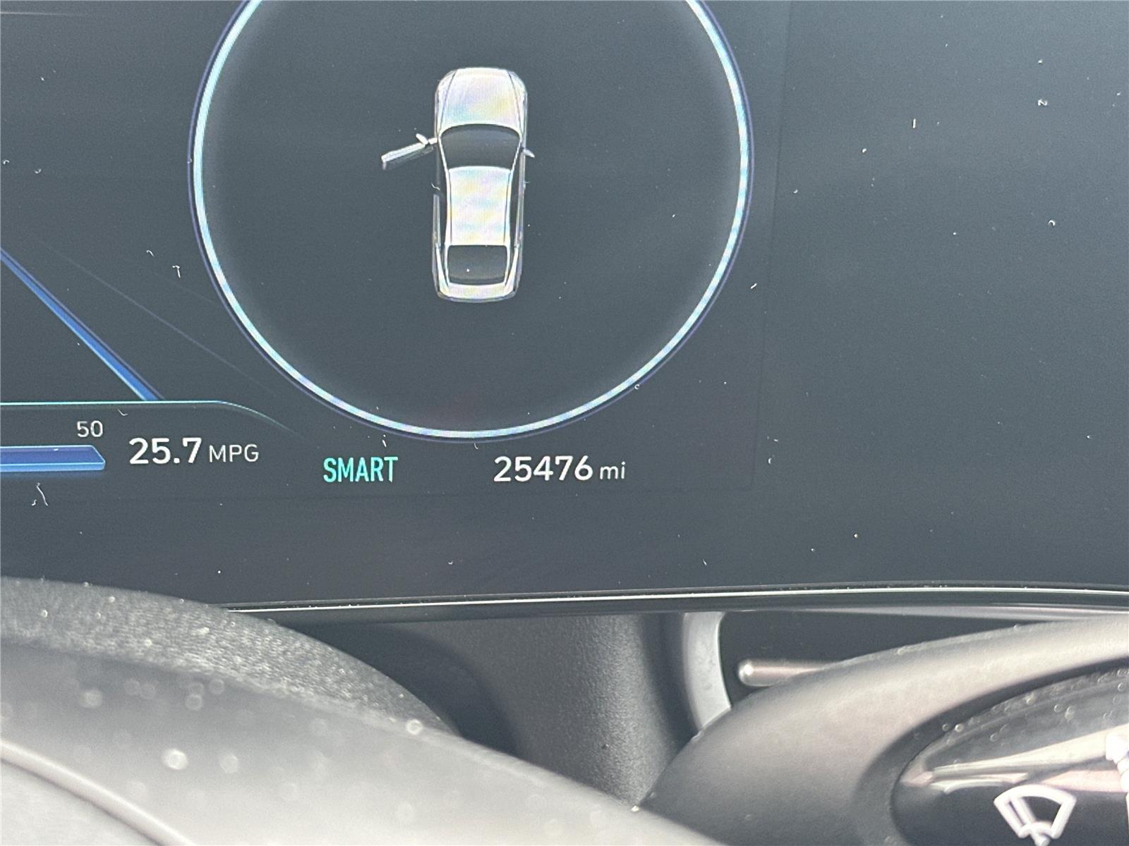 2023 Hyundai Elantra SEL photo 11