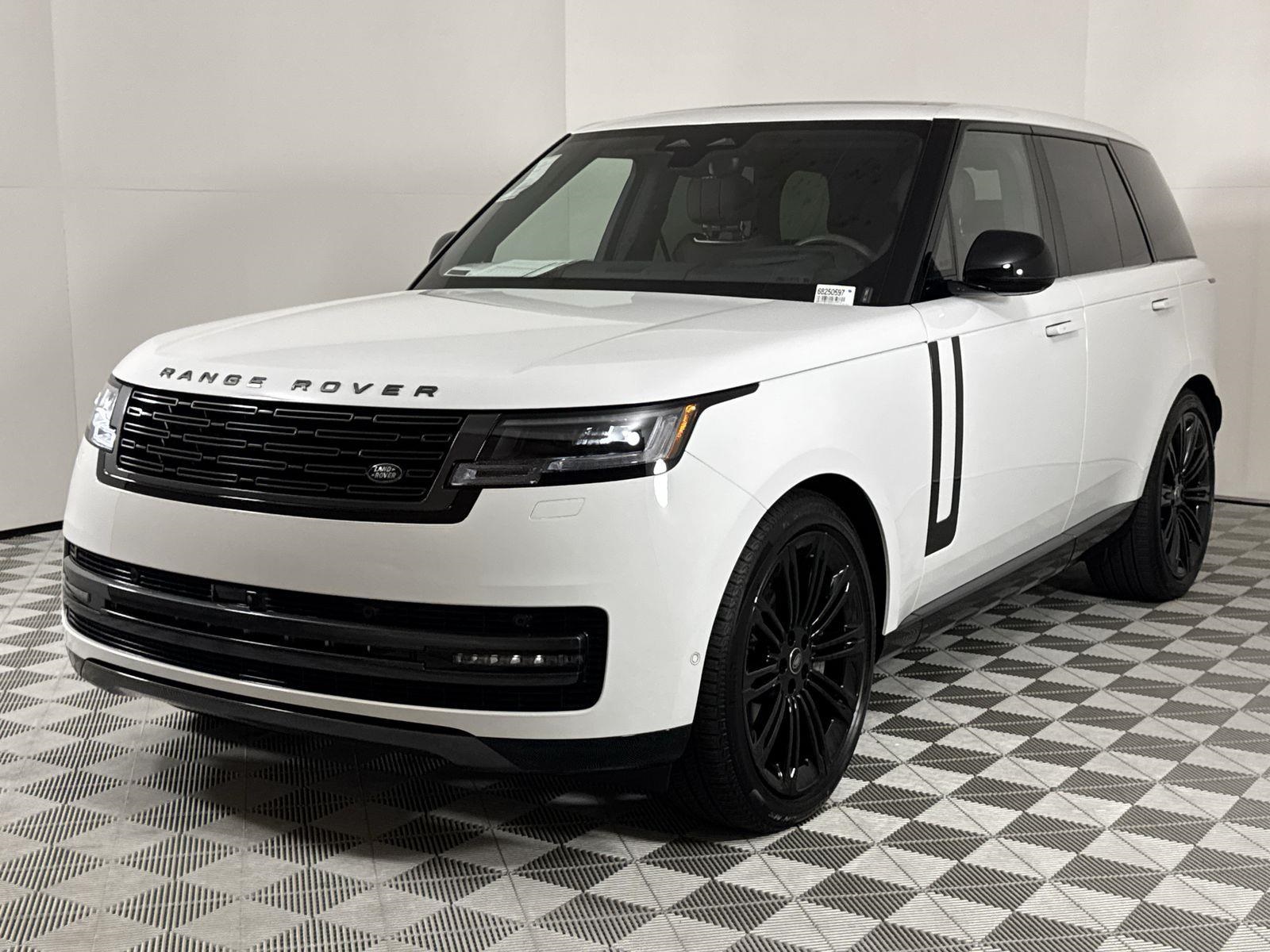 2025 Land Rover Range Rover SE's photo